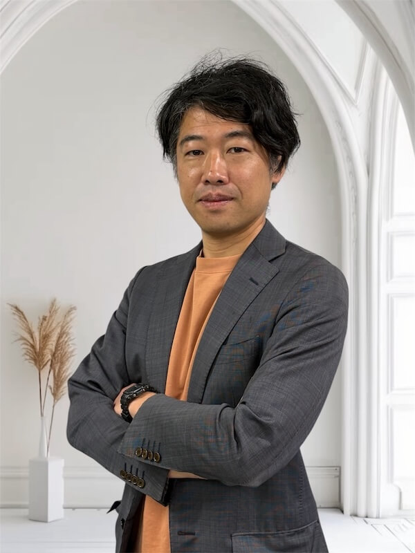 営業本部長　斎藤英一